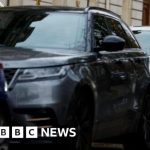 Parisians Vote to Triple Parking Fees for SUVs